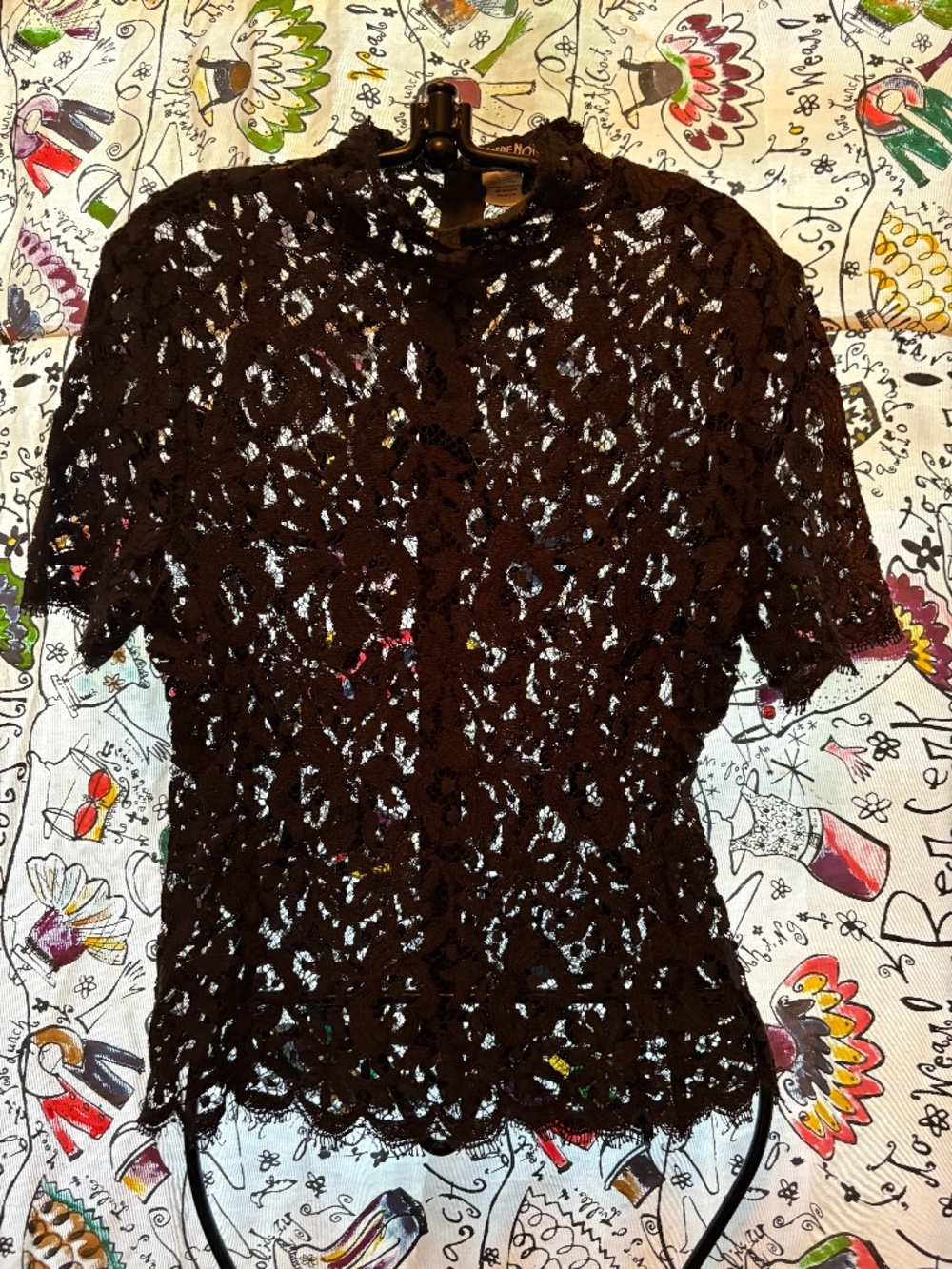 Voltra Nom Vintage Lace Top